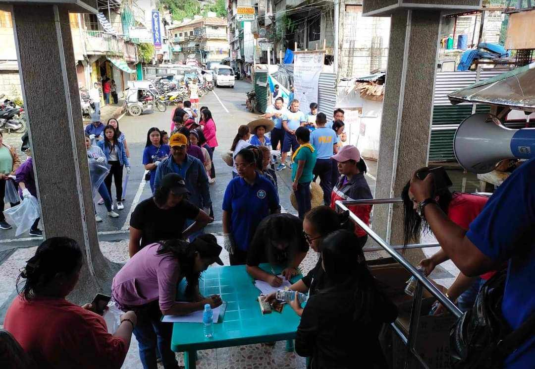 Youth volunteers at LGU- Ifugao nakiisa sa Clean-Up Drive
