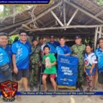 Rotary Club of Roxas at PNP, nagbahagi ng walker sa isang batang PWD